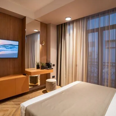 Boutique Alnis 4* Constanţa