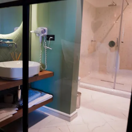 Boutique Alnis 콘스탄차