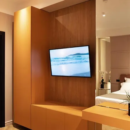 게스트하우스 Boutique Alnis 4*