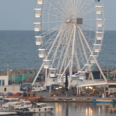 Boutique Alnis 招待所 康斯坦察